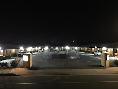 Hacienda Motel