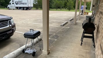 Aire de pique-nique/barbecue