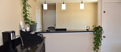 Check-in/check-out kiosk