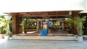 บริเวณภายนอก