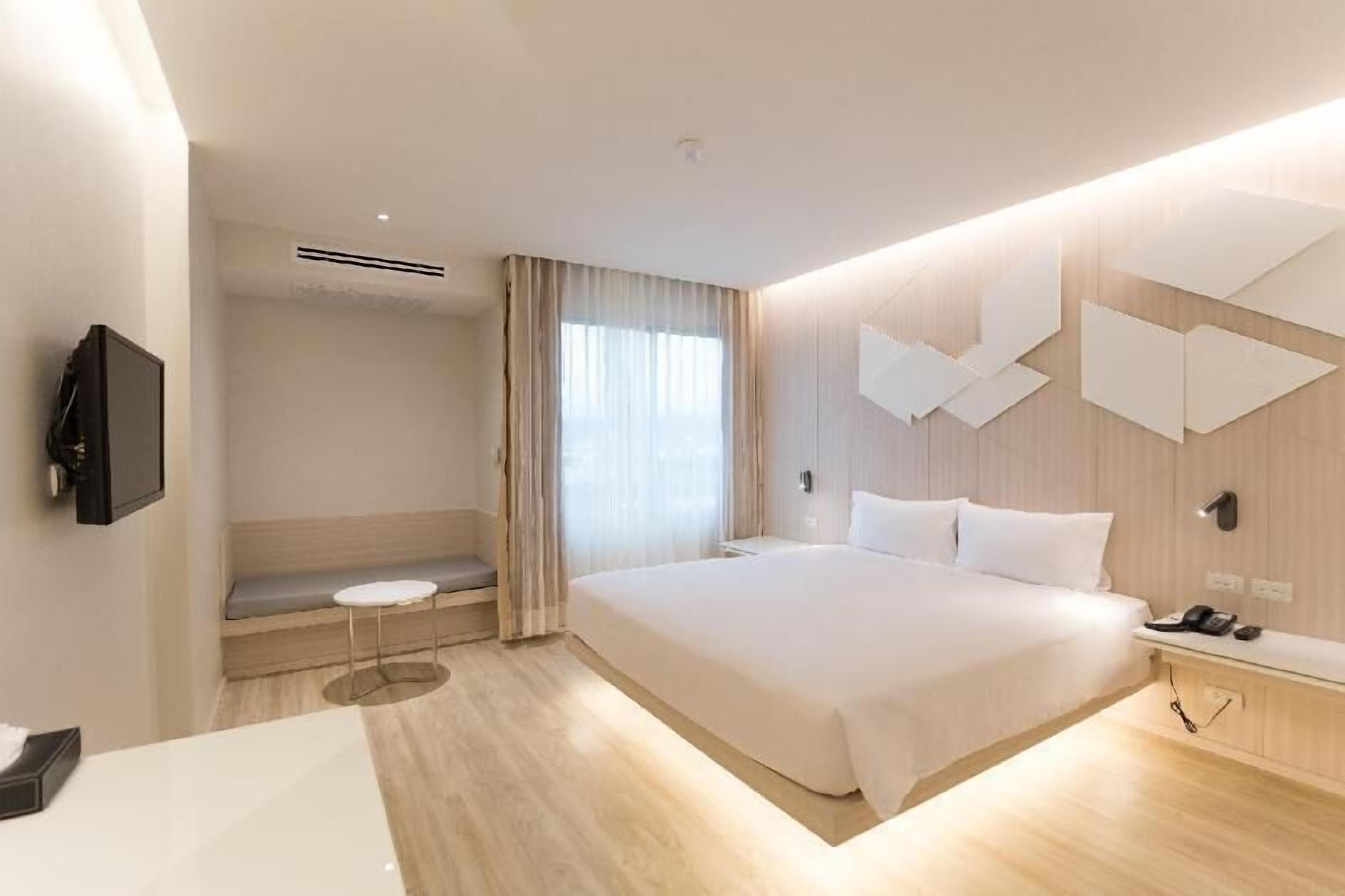 Egyptinpuuvillaiset lakanat, ylelliset vuodevaatteet, minibaari