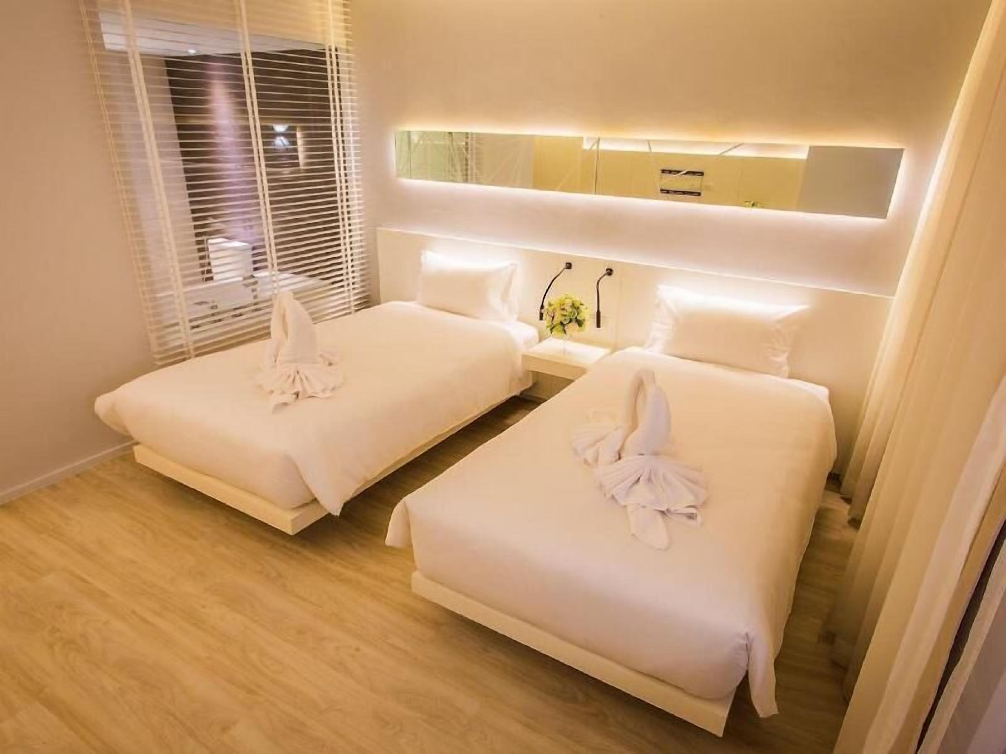 Egyptinpuuvillaiset lakanat, ylelliset vuodevaatteet, minibaari