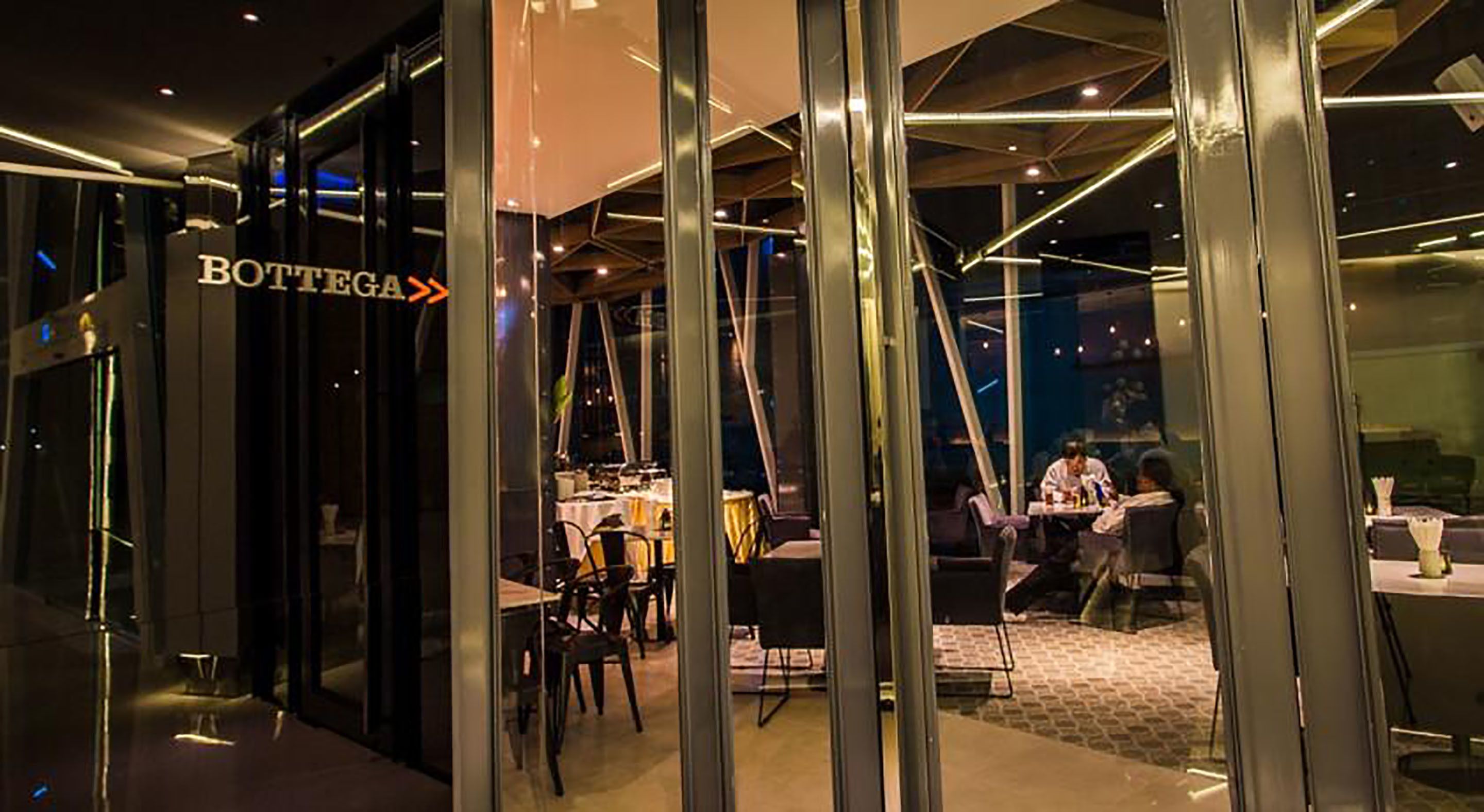 Free daily breakfast