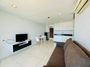Deluxe One Bedroom Apartment  | Coin séjour