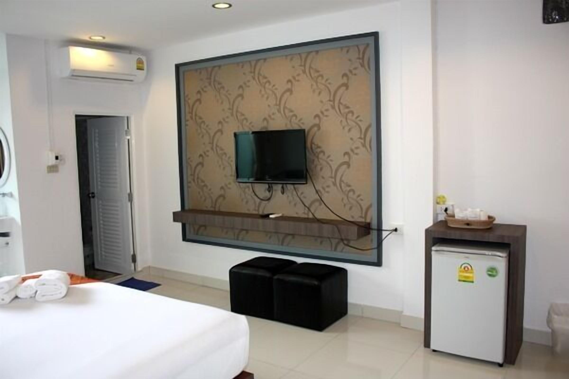 standard room, 1 king bed | room amenity