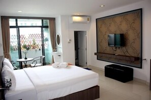Standard Room, 1 King Bed | Desk, free WiFi - P'Residence (Hat Yai)