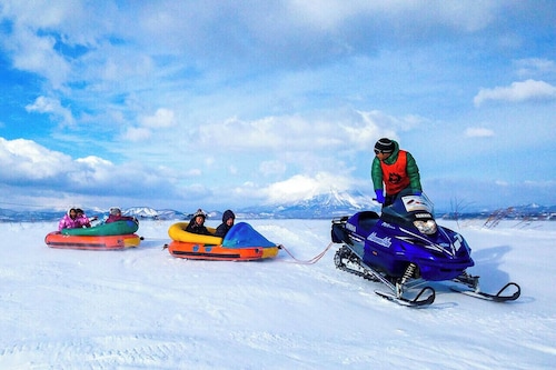 スノーモービル