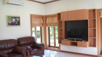32-inch LCD TV with cable channels, TV, DVD player
