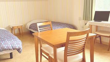 1 chambre, couette en duvet d'oie, bureau