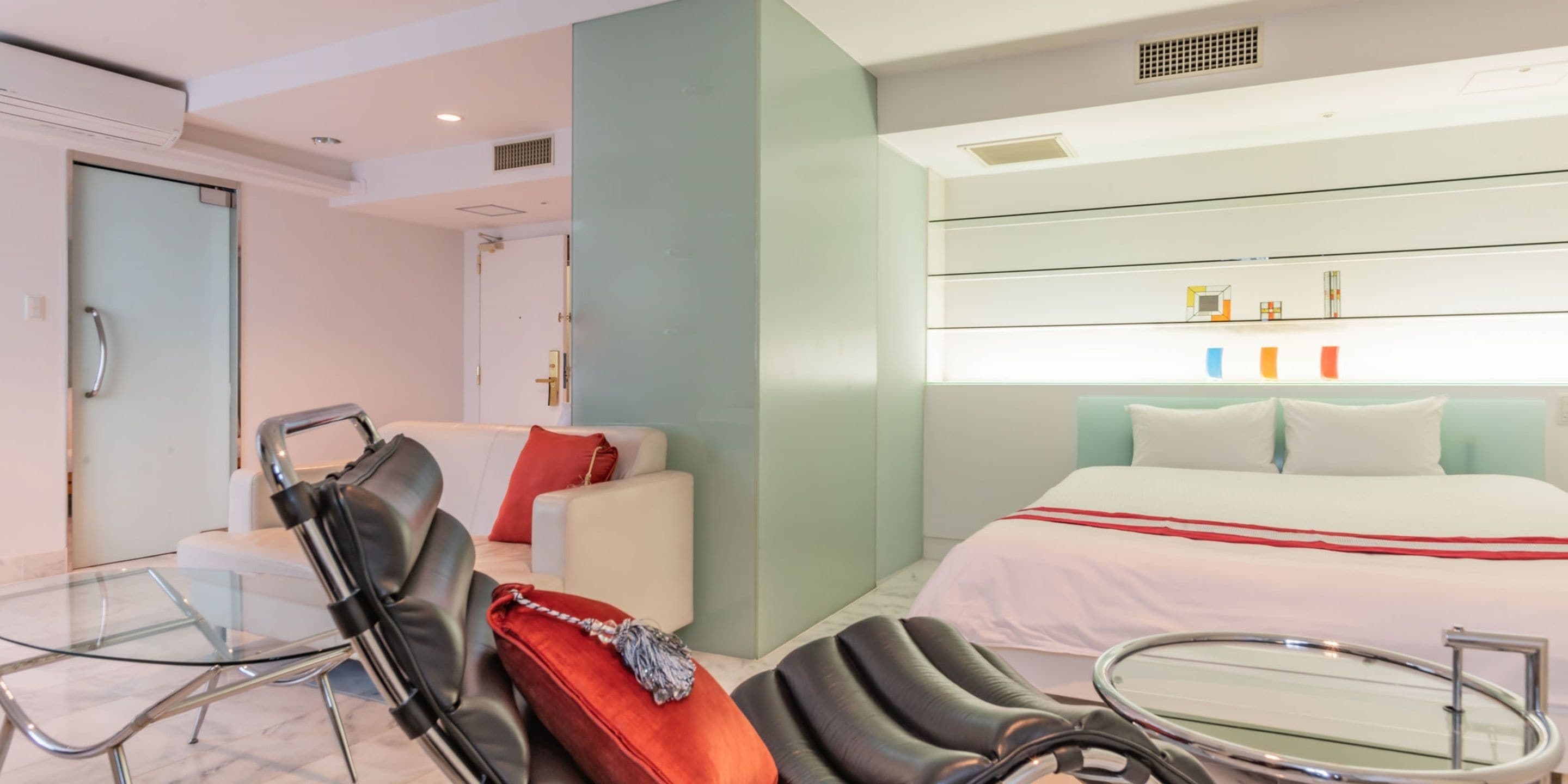 Kamar Double Presidensial (Crystal Suite) | Brankas, meja kerja, setrika/meja setrika, dan Wi-Fi gratis