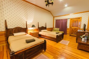 Desk, rollaway beds - The Log Home Experience Khao Yai (Pak Chong)