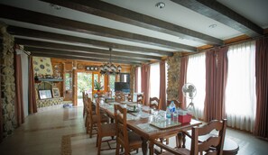 Dining - The Log Home Experience Khao Yai (Pak Chong)