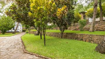 إطلالة على الحديقة