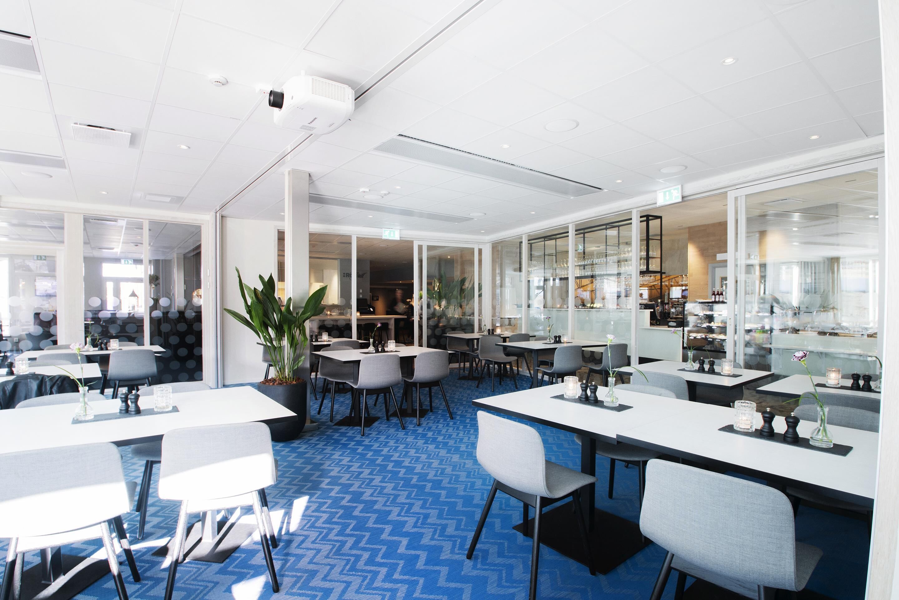 lunch and dinner served, scandinavian cuisine