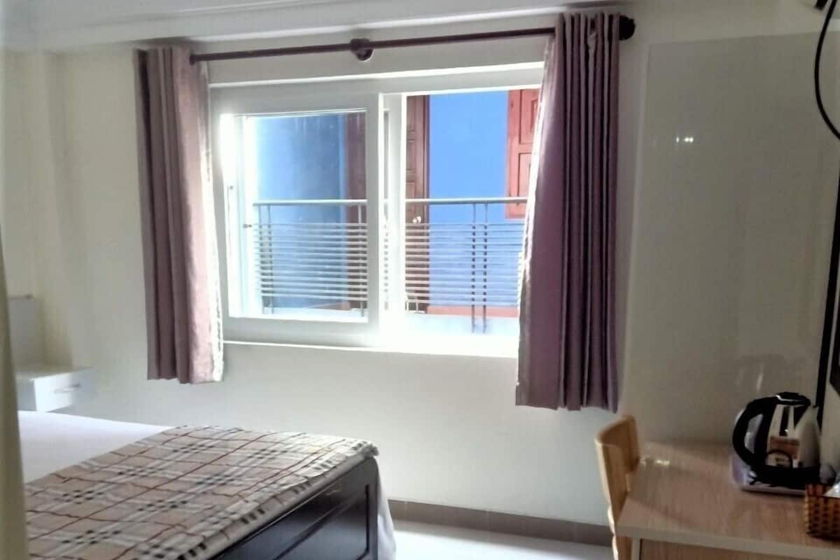 Deluxe-Doppelzimmer, Stadtblick | 1 Schlafzimmer, Verdunkelungsvorhänge, schallisolierte Zimmer