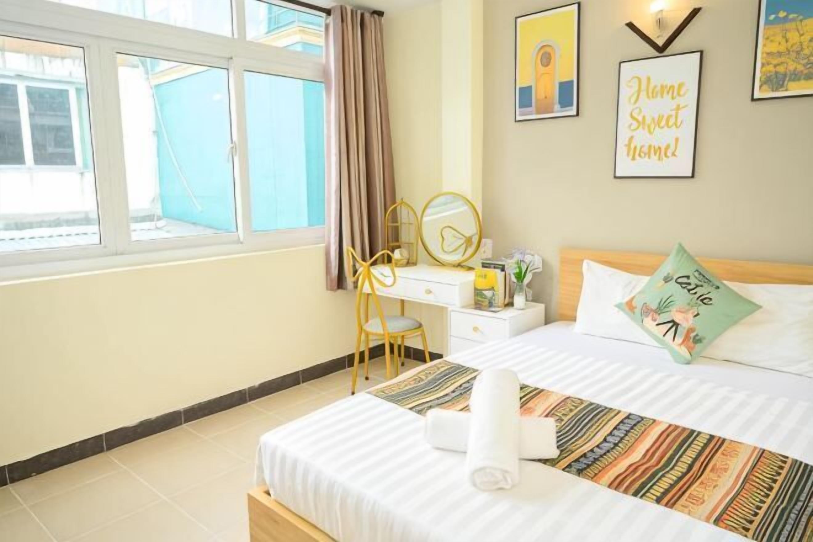 1 bedroom, blackout curtains, soundproofing, free WiFi