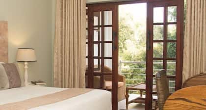 Motsamai Lodge