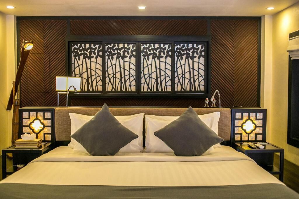 Frigobar, cofres nos quartos, individualmente decorados, escrivaninha