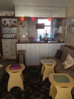Bar (in der Unterkunft)