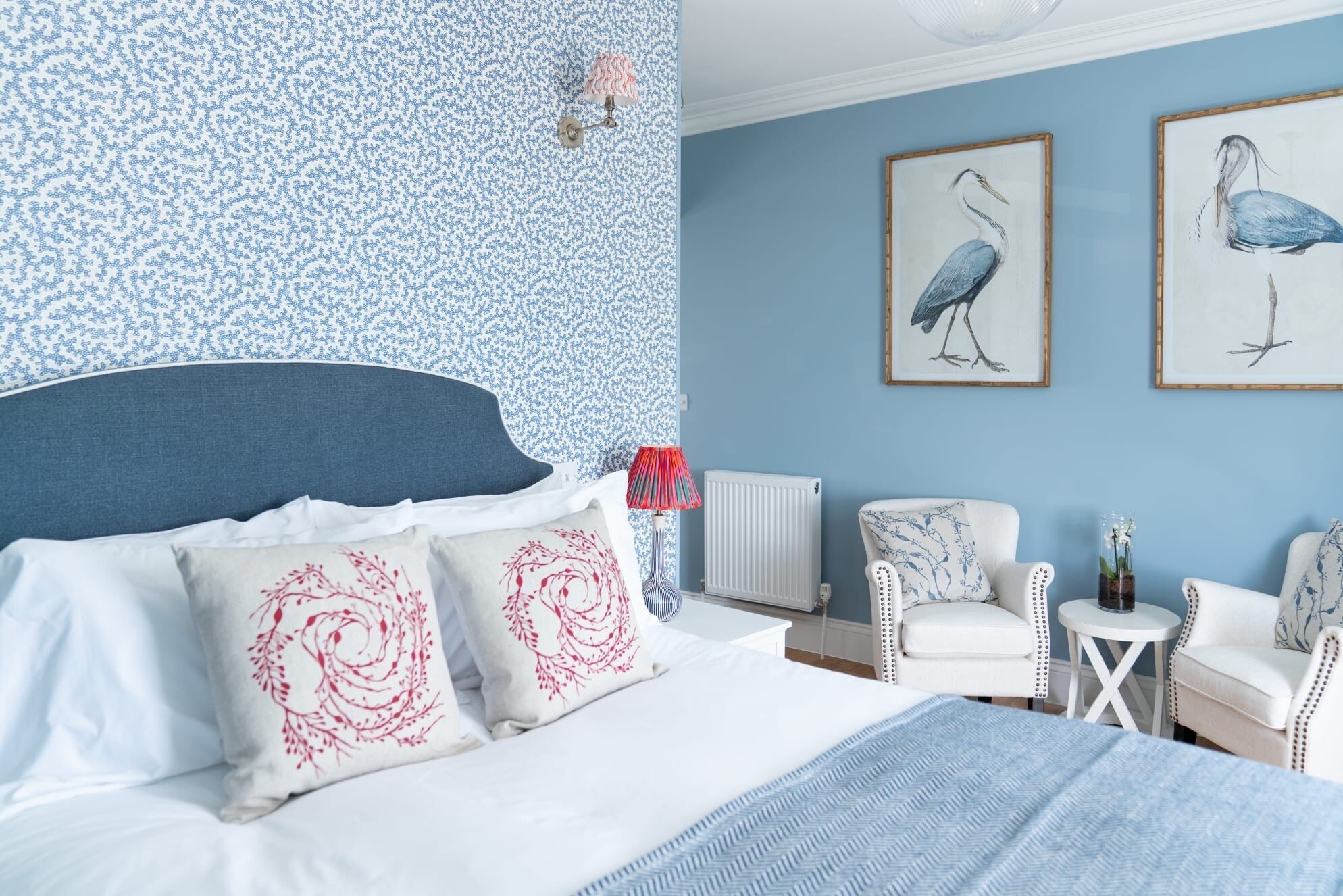 Soundproofing, free WiFi