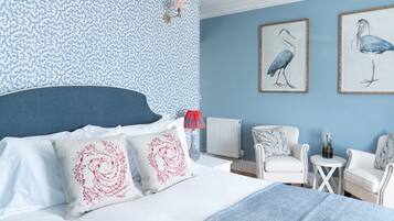 Soundproofing, free WiFi