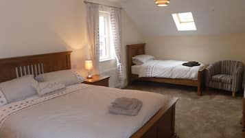 Standard Cottage, 2 Bedrooms (sleeps 6) | 1 bedroom, iron/ironing board, free cribs/infant beds, free WiFi