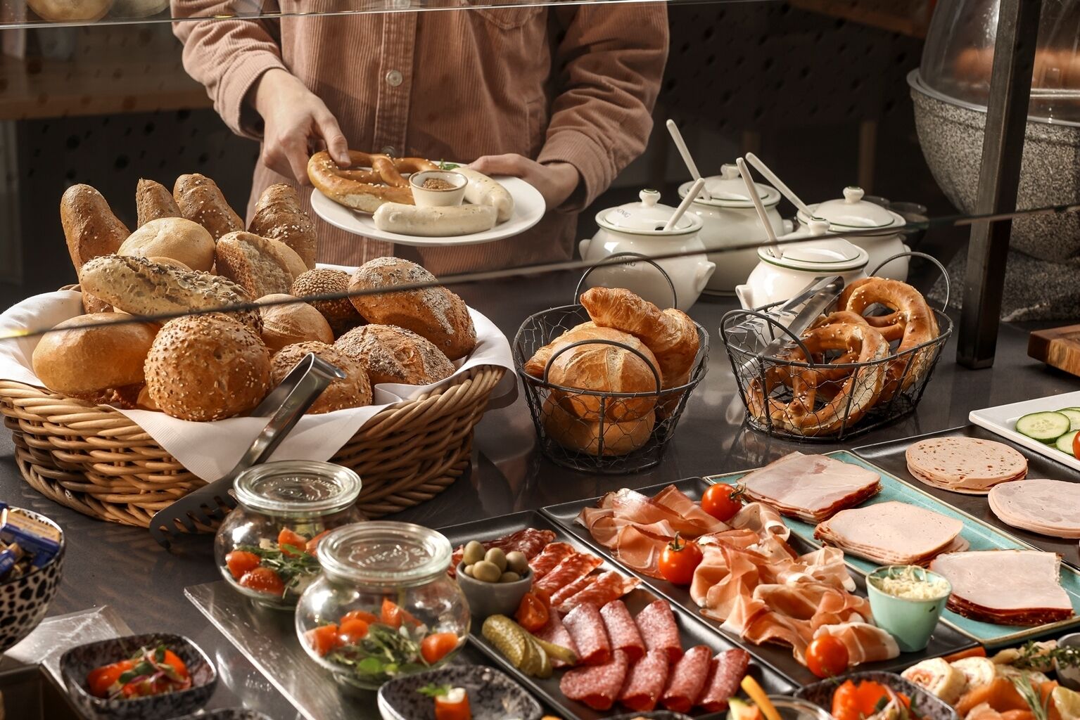 daily buffet breakfast (eur 14.9 per person)