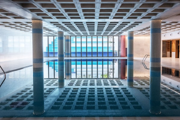 Sauna, steam room, 2 treatment rooms