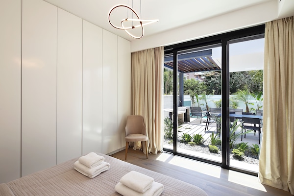 Deluxe Bungalow, Private Heated Pool