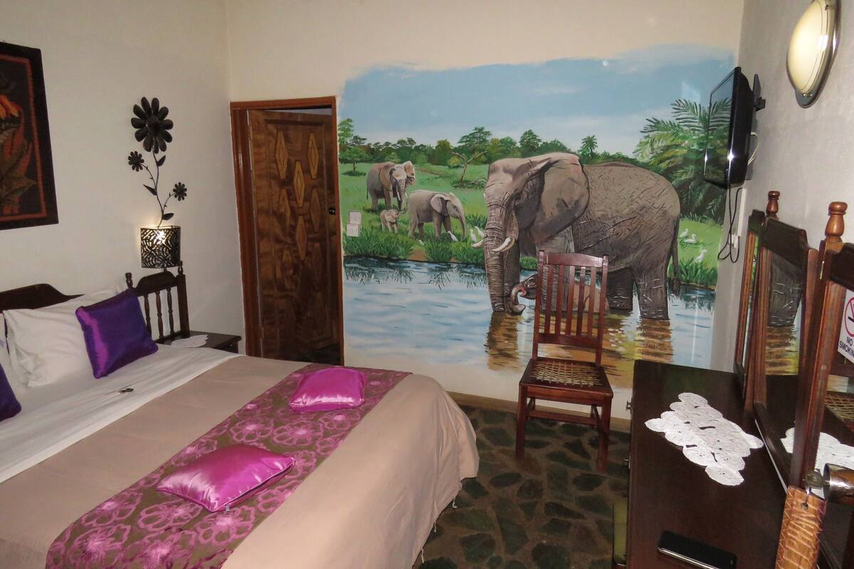 In-room safe, desk, blackout curtains, free WiFi