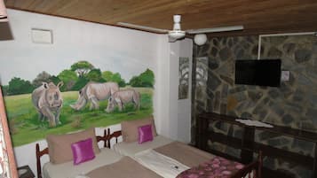 Double Budget / Twin | In-room safe, individually decorated, desk, blackout curtains