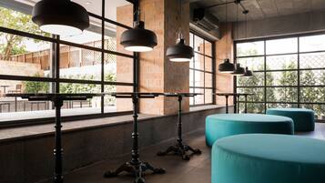 Daily buffet breakfast (THB 200 per person)