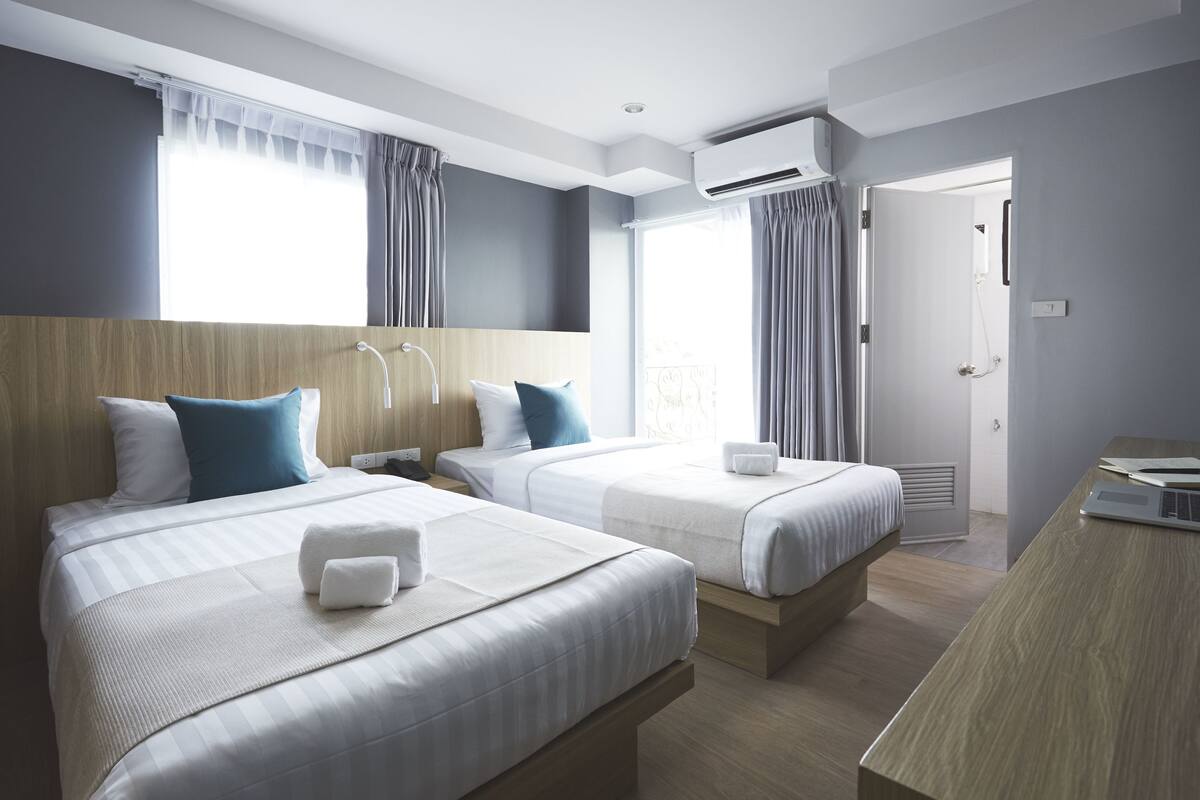 Suite junior | Minibar, caja fuerte, escritorio y wifi gratis