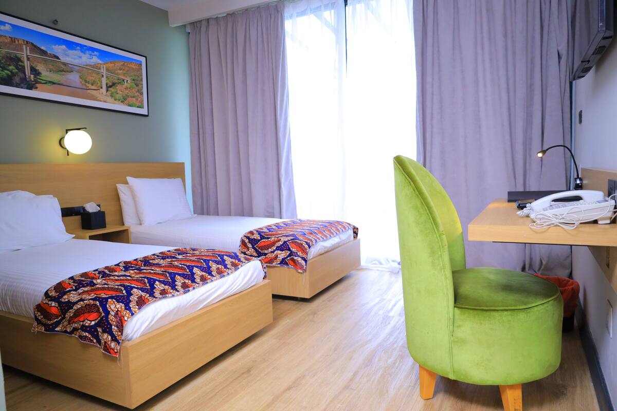Superior-Zweibettzimmer, Seeblick (With Extra Bed ) | Bettwäsche aus ägyptischer Baumwolle, hochwertige Bettwaren