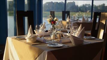 Petit déjeuner buffet compris tous les jours