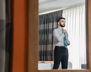 Coffre-fort, fer et planche à repasser, accès au Wi-Fi (inclus)