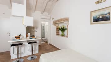 Duplex One Bedroom Apartment (3rd and 4th floor) | Premium bedding, free WiFi, bed sheets