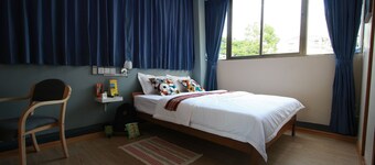 15th Street at Downtown Yangon