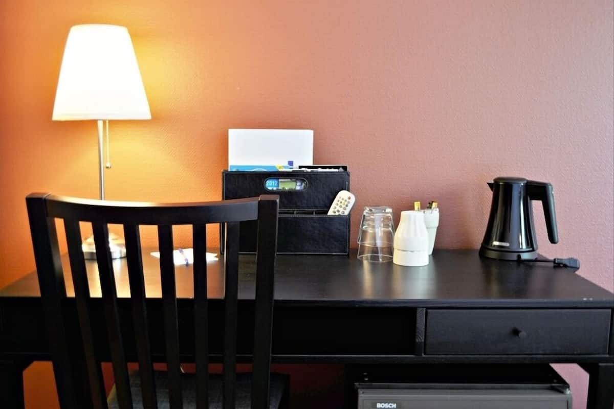 Blendingsgardiner og wi-fi (inkludert)
