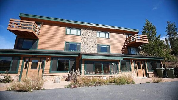 Exterior - Solar Palace (Fraser)