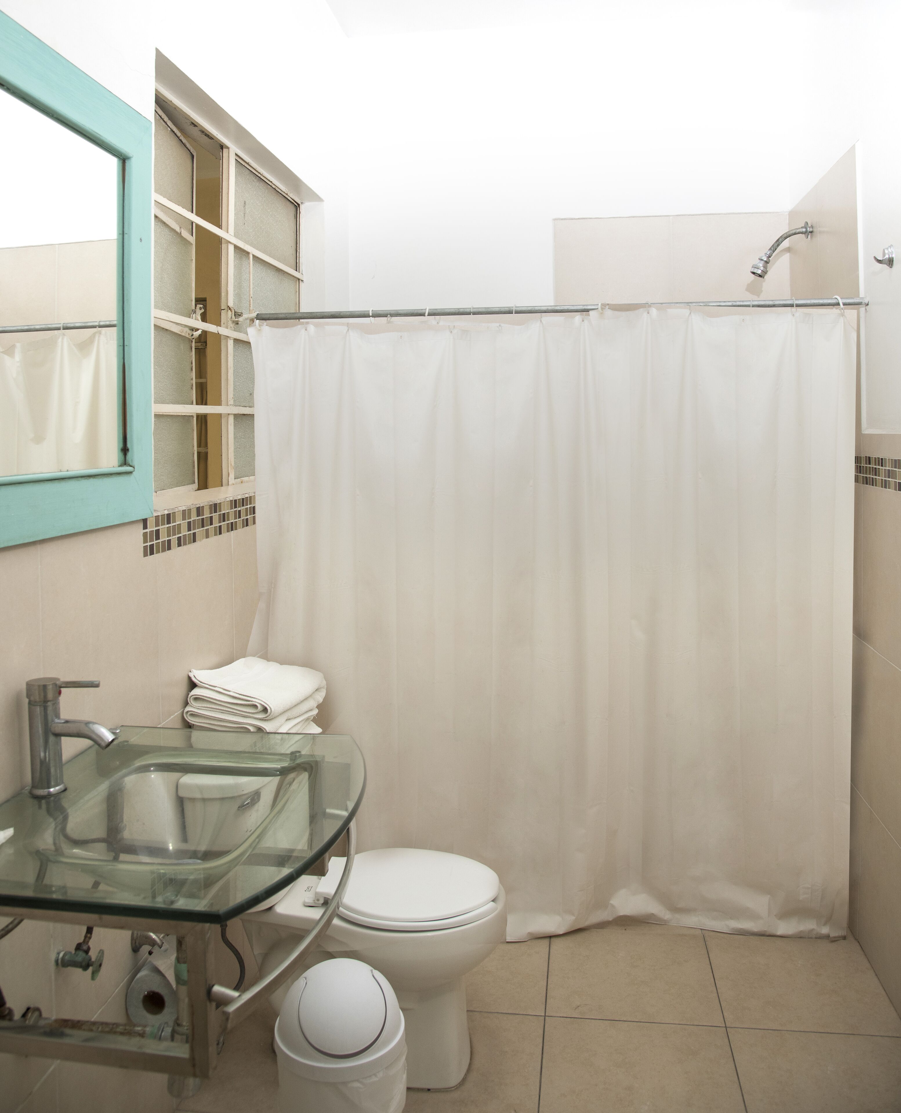 Family Suite, 2 Double Beds | Bathroom