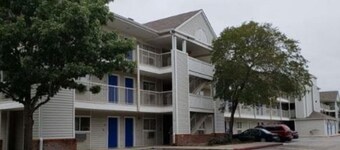 InTown Suites Extended Stay San Antonio TX - Perrin Beitel Road