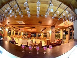 Bar (di hartanah)