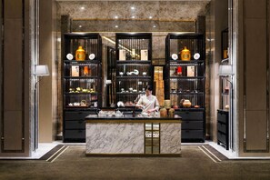 7 restaurants servant le petit déjeuner, spécialités Cuisine chinoise