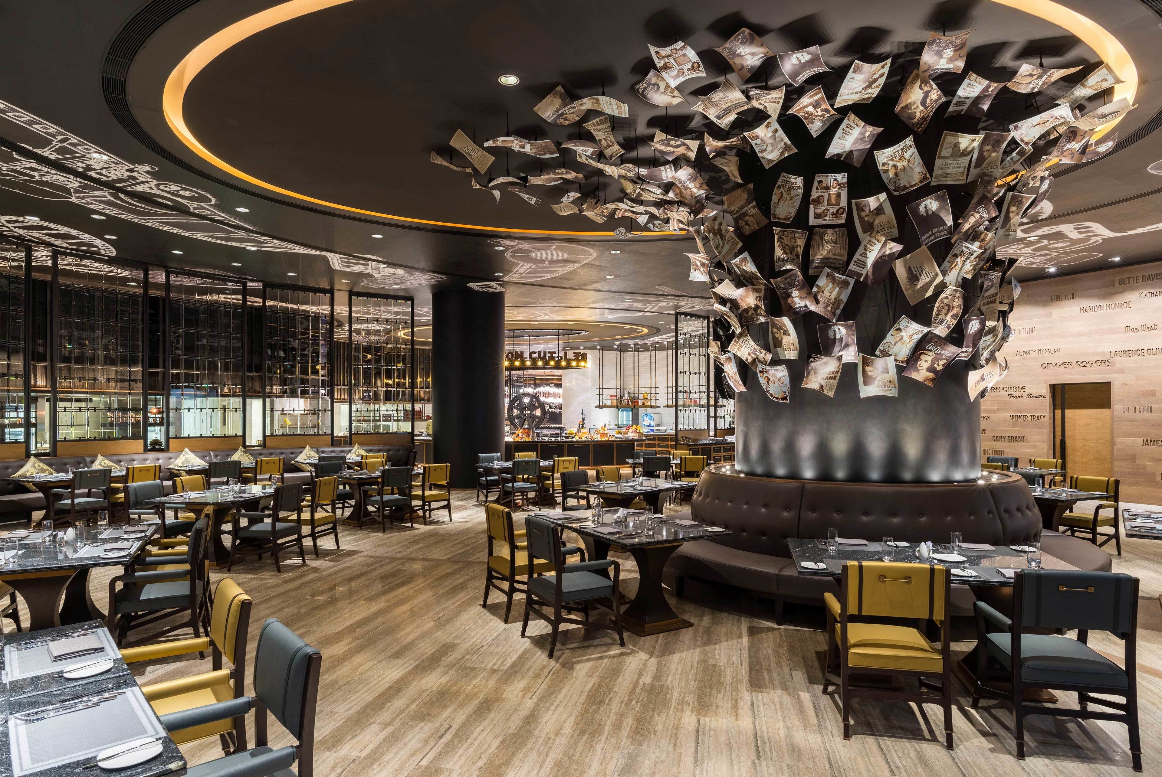 7 restaurants; breakfast, lunch and dinner served 