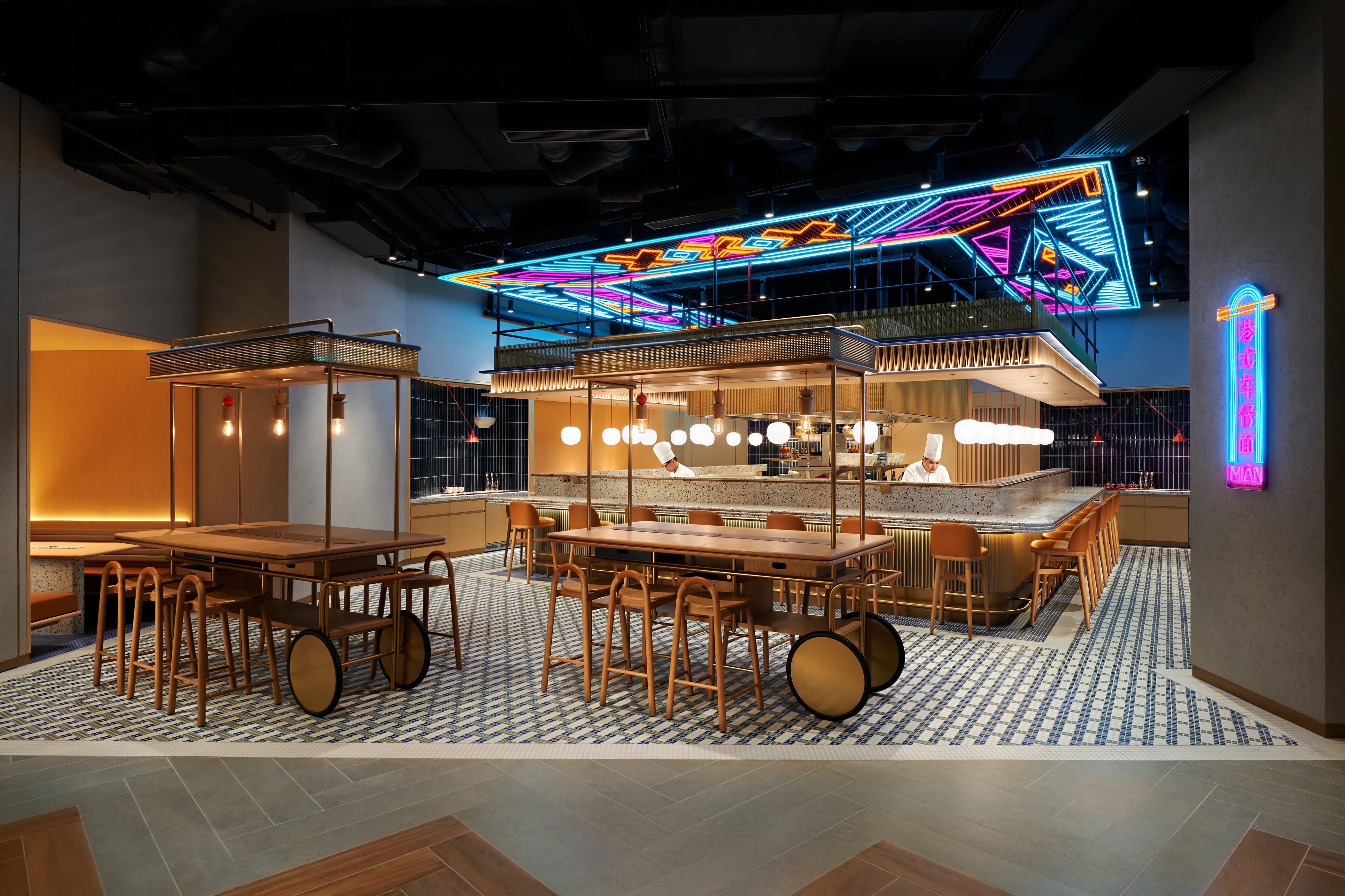 7 restaurants, breakfast, lunch, dinner served; chinese cuisine