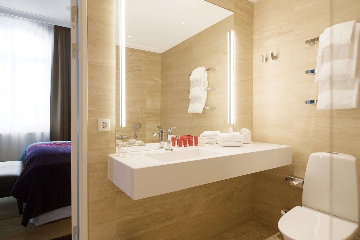 minibar, in-room safe, desk, soundproofing