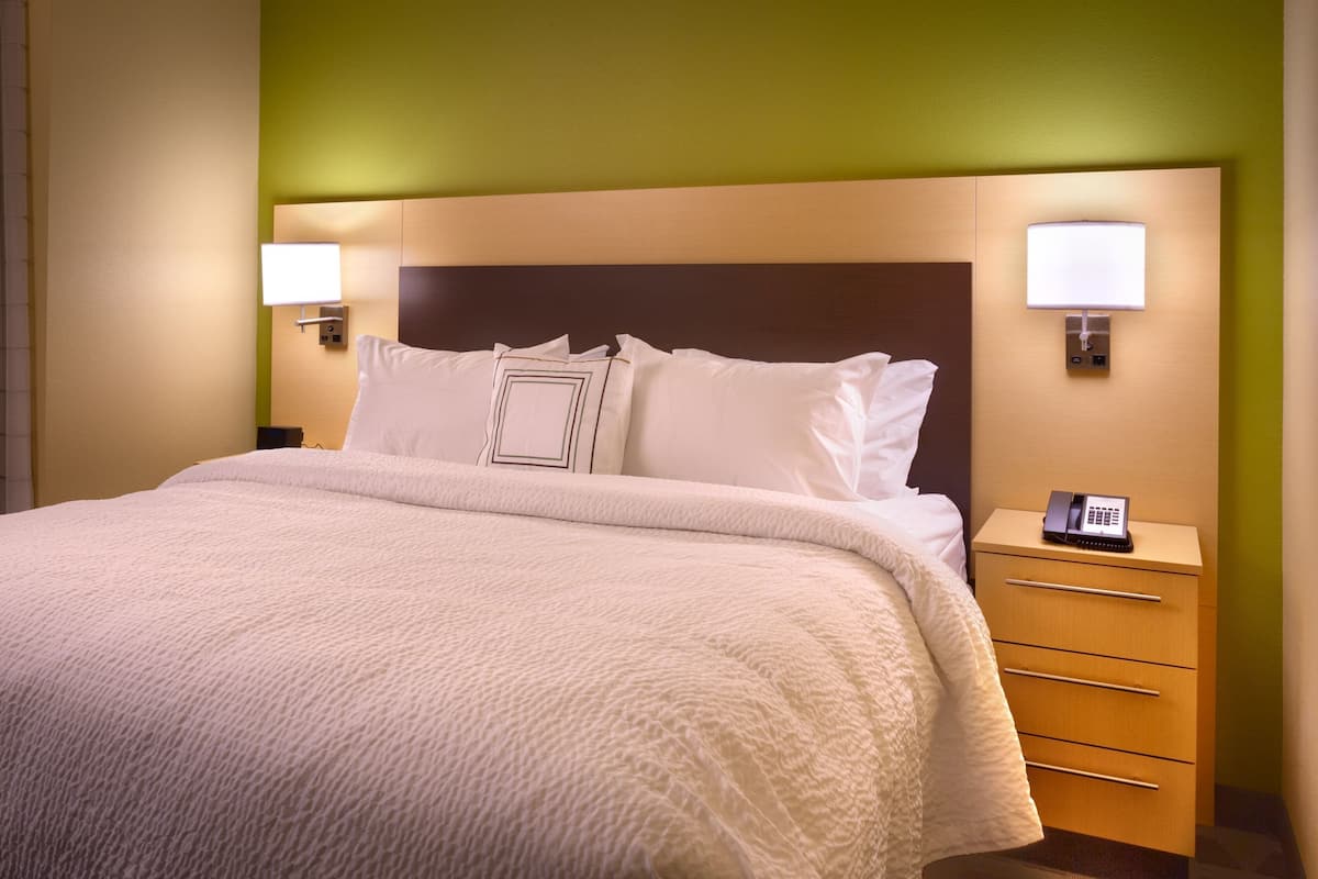 desk, iron/ironing board, free cots/infant beds, free wifi