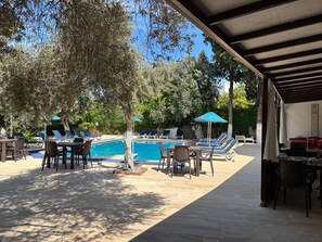 Outdoor dining - Ali Baba Hotel (Bodrum)