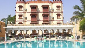 Unclassified image, 4 of 31, button - Jagat Palace (Pushkar)
